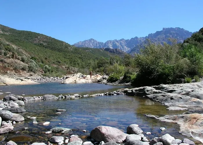 In With Swimming Pool Casa vacanze